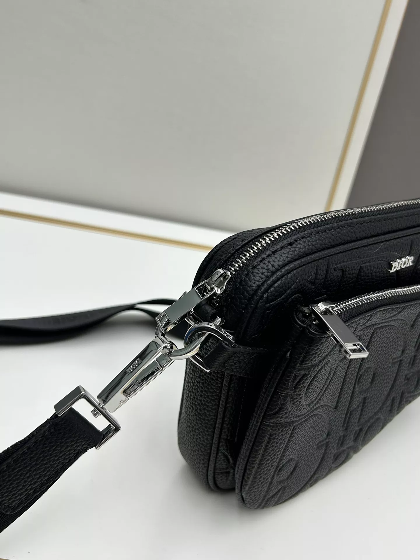 Affordable 9182 Christian Dior AAA Man Messenger Bags
