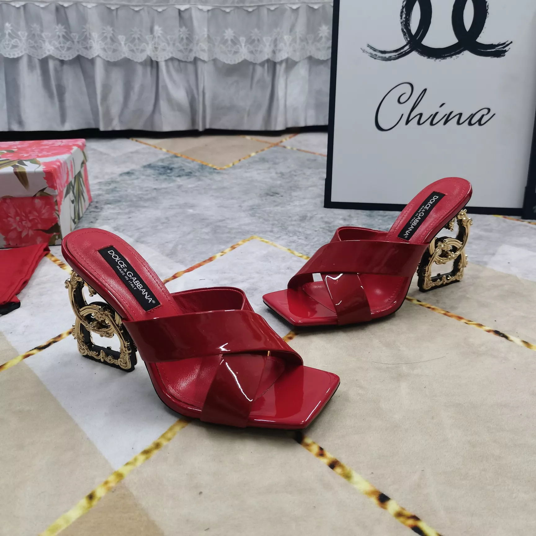 Affordable 9254 Dolce & Gabbana D&G Slippers For Women