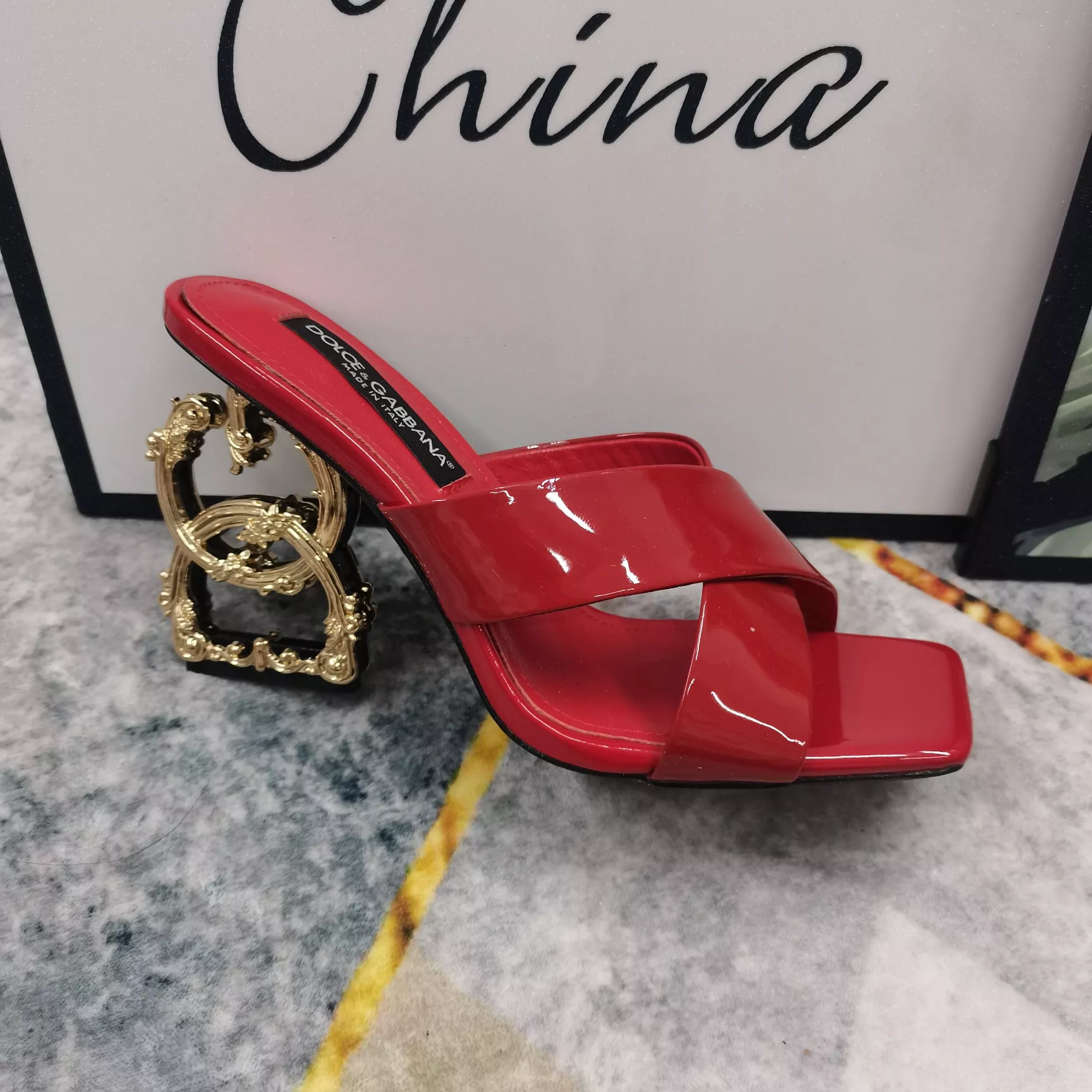 Affordable 9254 Dolce & Gabbana D&G Slippers For Women