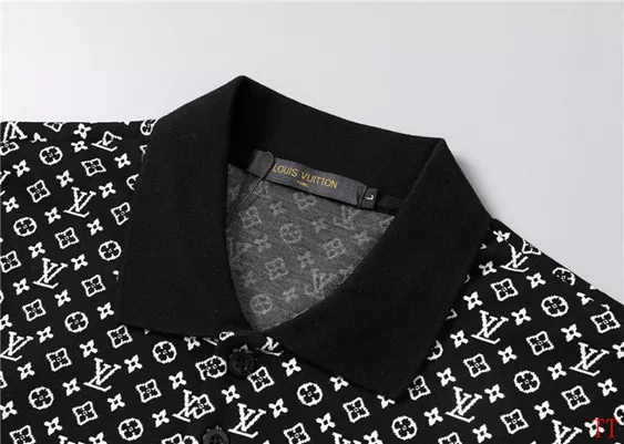 Affordable 9303 Louis Vuitton LV Tracksuits Short Sleeved For Men
