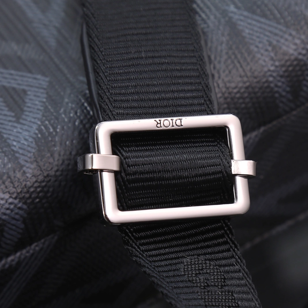 Affordable 9423 Christian Dior AAA Man Messenger Bags
