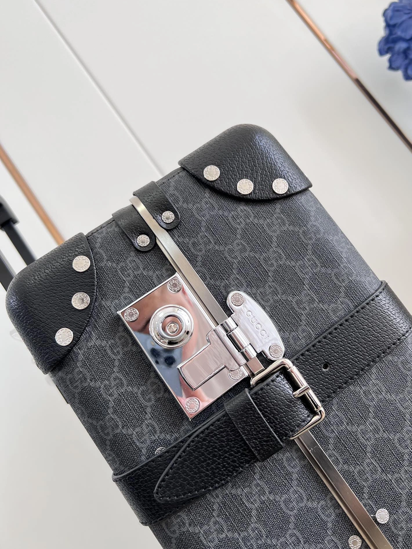 Affordable 959 Gucci Luggage