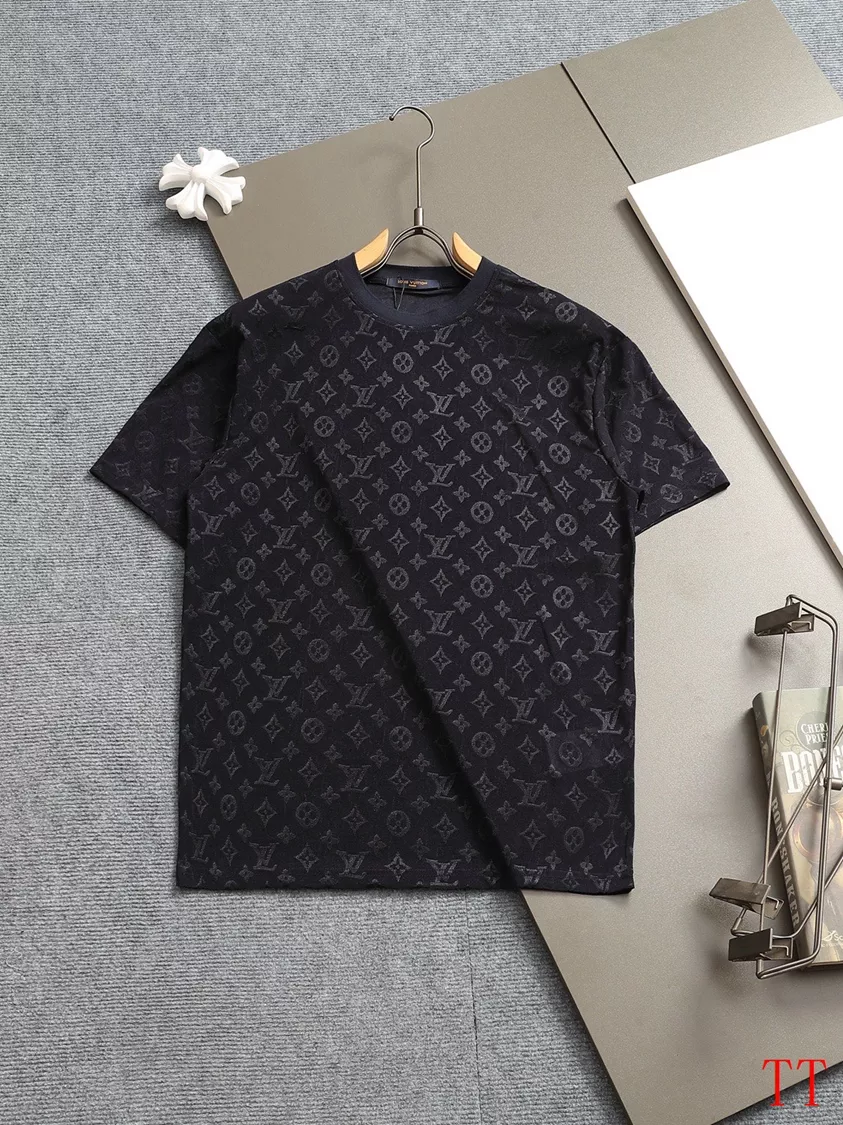 Affordable 9854 Louis Vuitton LV T-Shirts Short Sleeved For Unisex