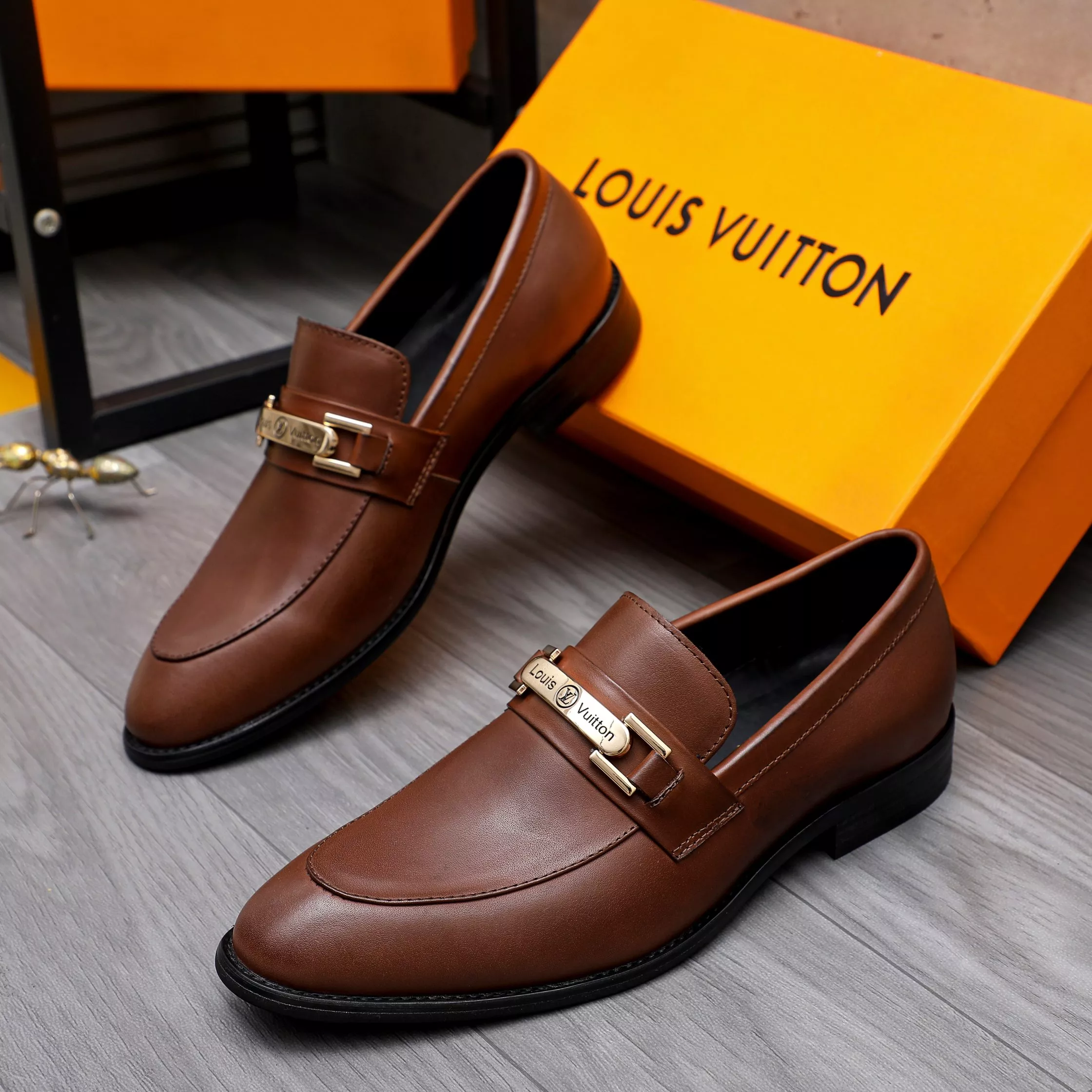 Affordable 9894 Louis Vuitton LV Oxfords Shoes For Men
