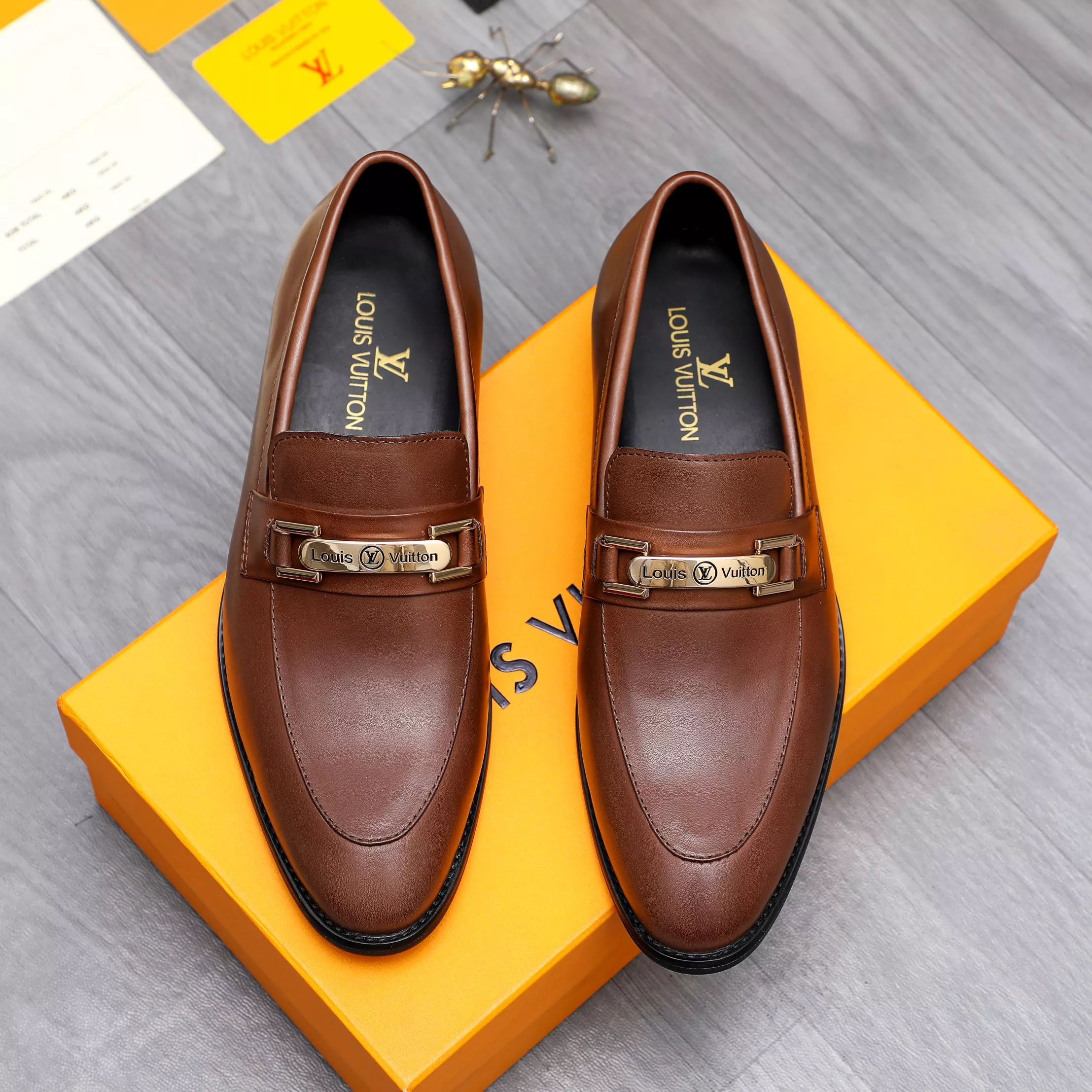 Affordable 9894 Louis Vuitton LV Oxfords Shoes For Men