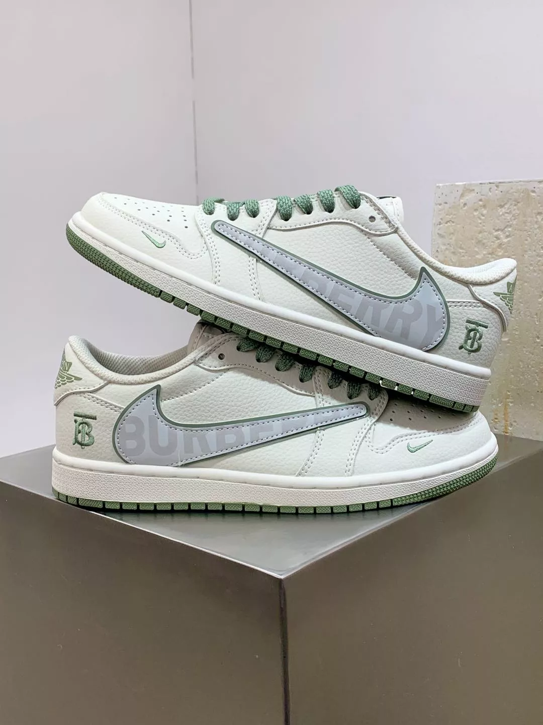 Air Jordan 1 I For Men EasyMatch 7387