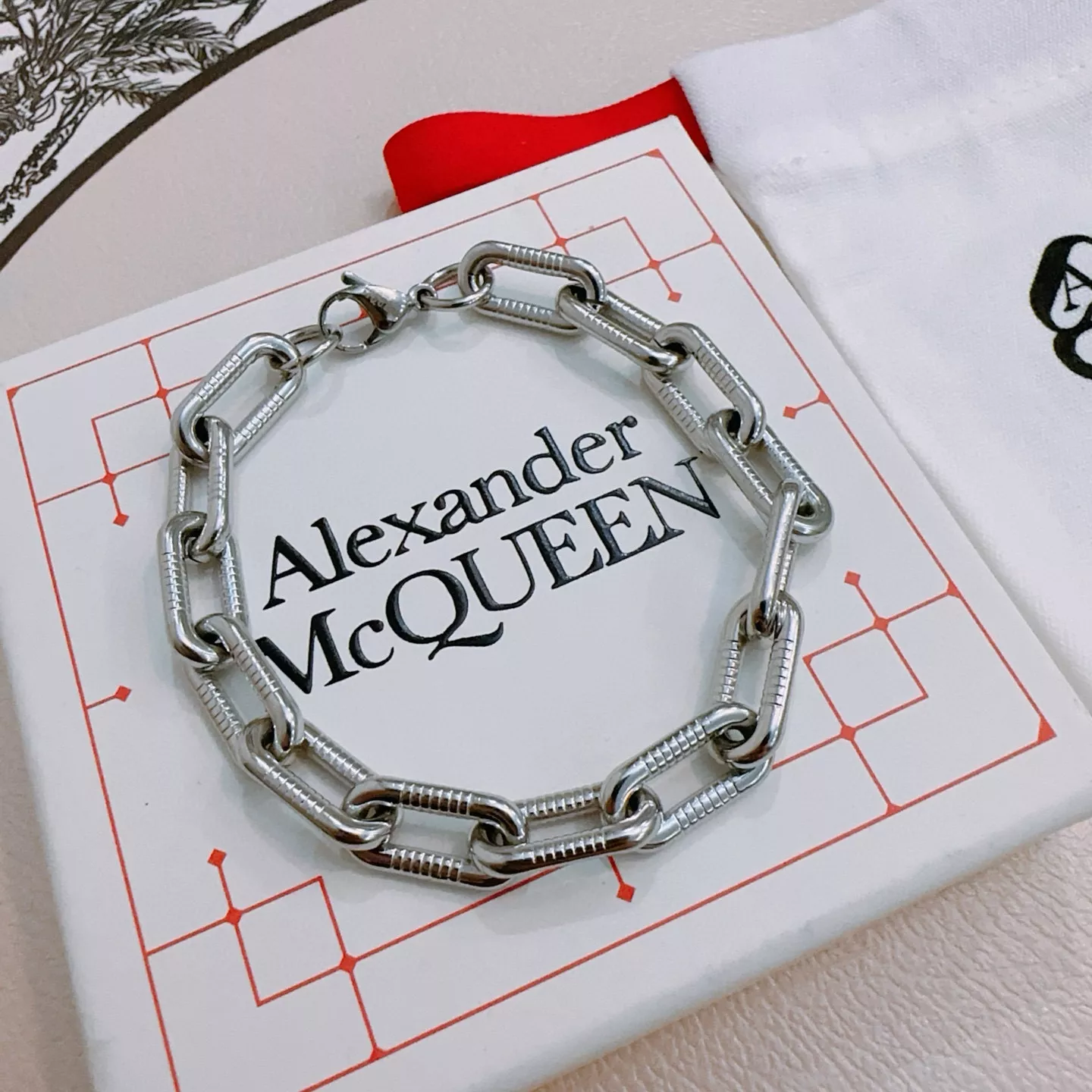 Alexander McQueen Bracelets Minimalist 9252