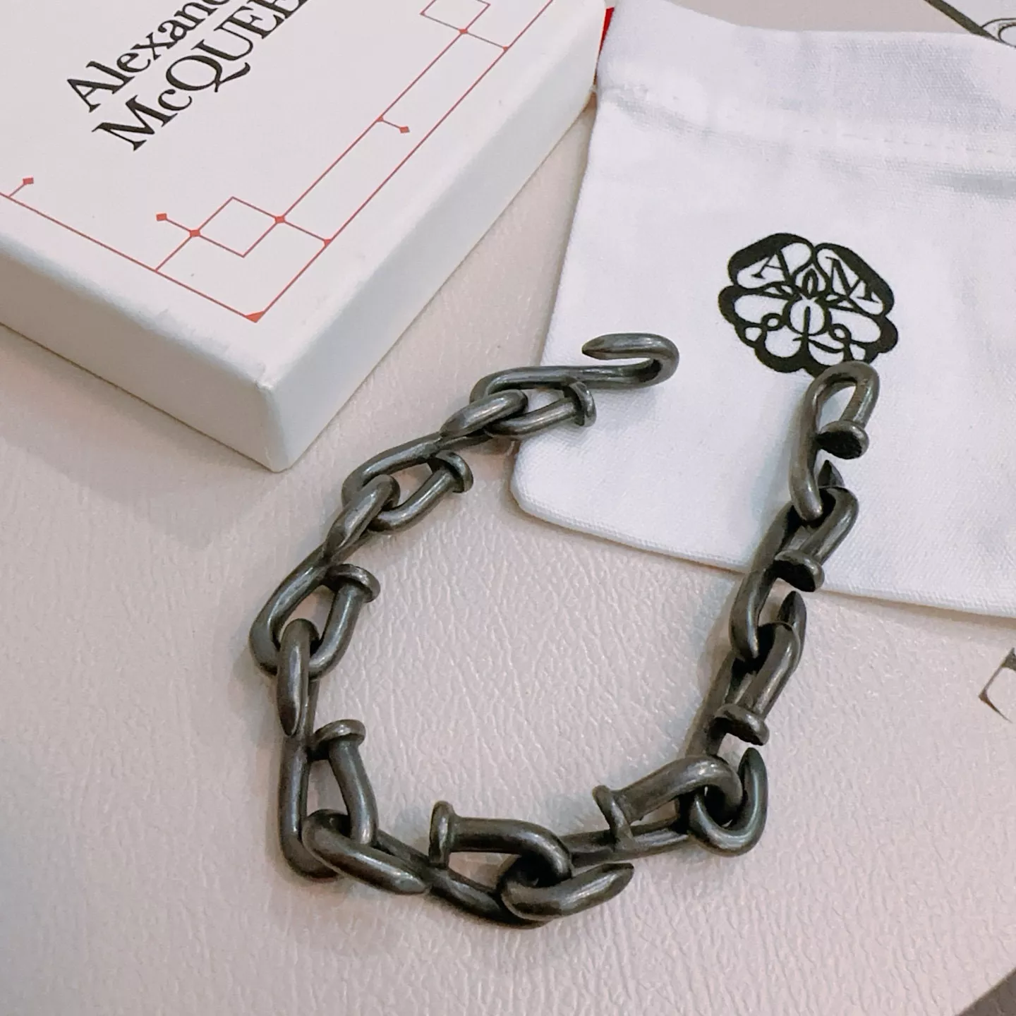 Alexander McQueen Bracelets Practical 5019