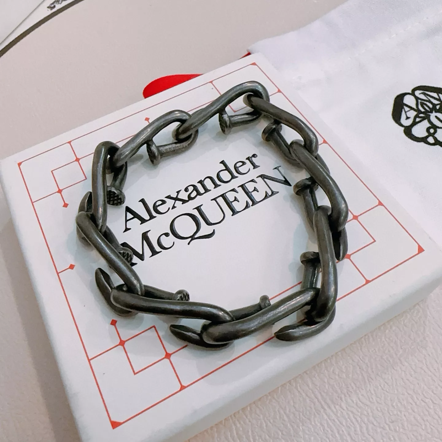 Alexander McQueen Bracelets Practical 5019