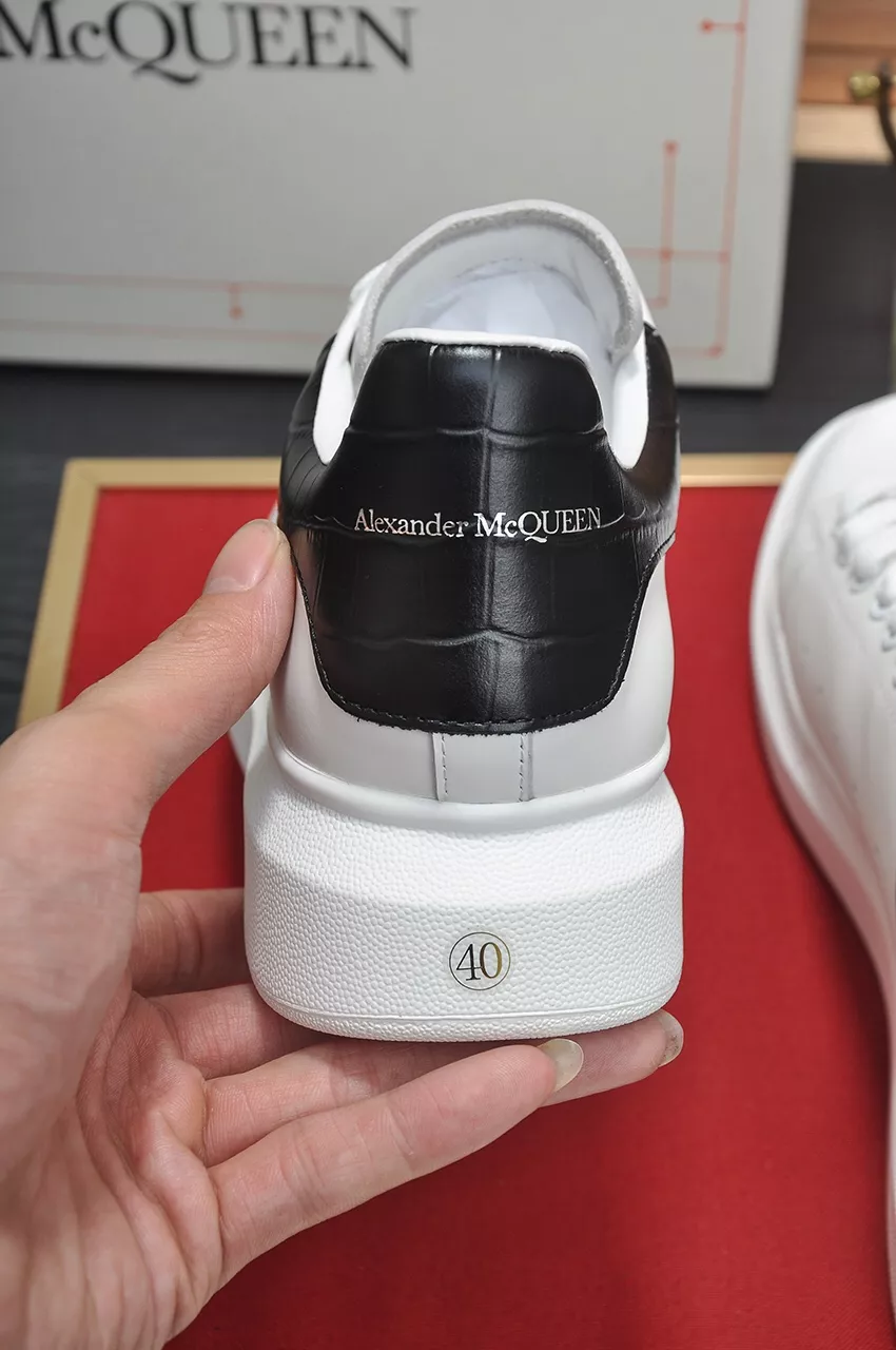 Alexander McQueen Casual Shoes For Men Breathable 1476