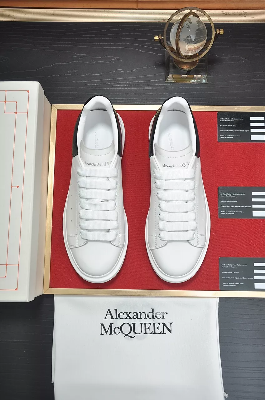 Alexander McQueen Casual Shoes For Men Breathable 1476