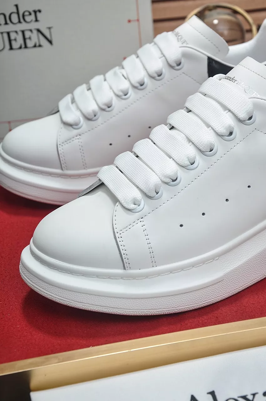 Alexander McQueen Casual Shoes For Men Breathable 1476