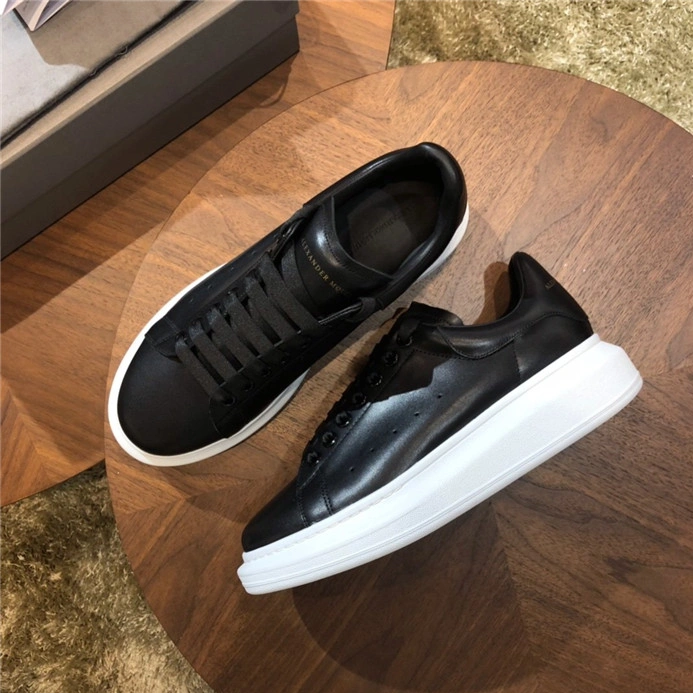 Alexander McQueen Casual Shoes For Men Classic 8181