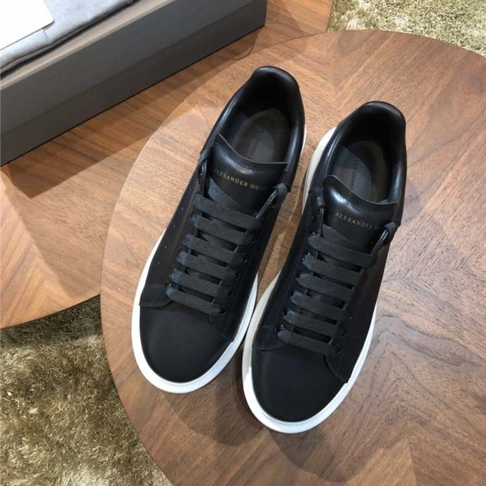 Alexander McQueen Casual Shoes For Men Classic 8181