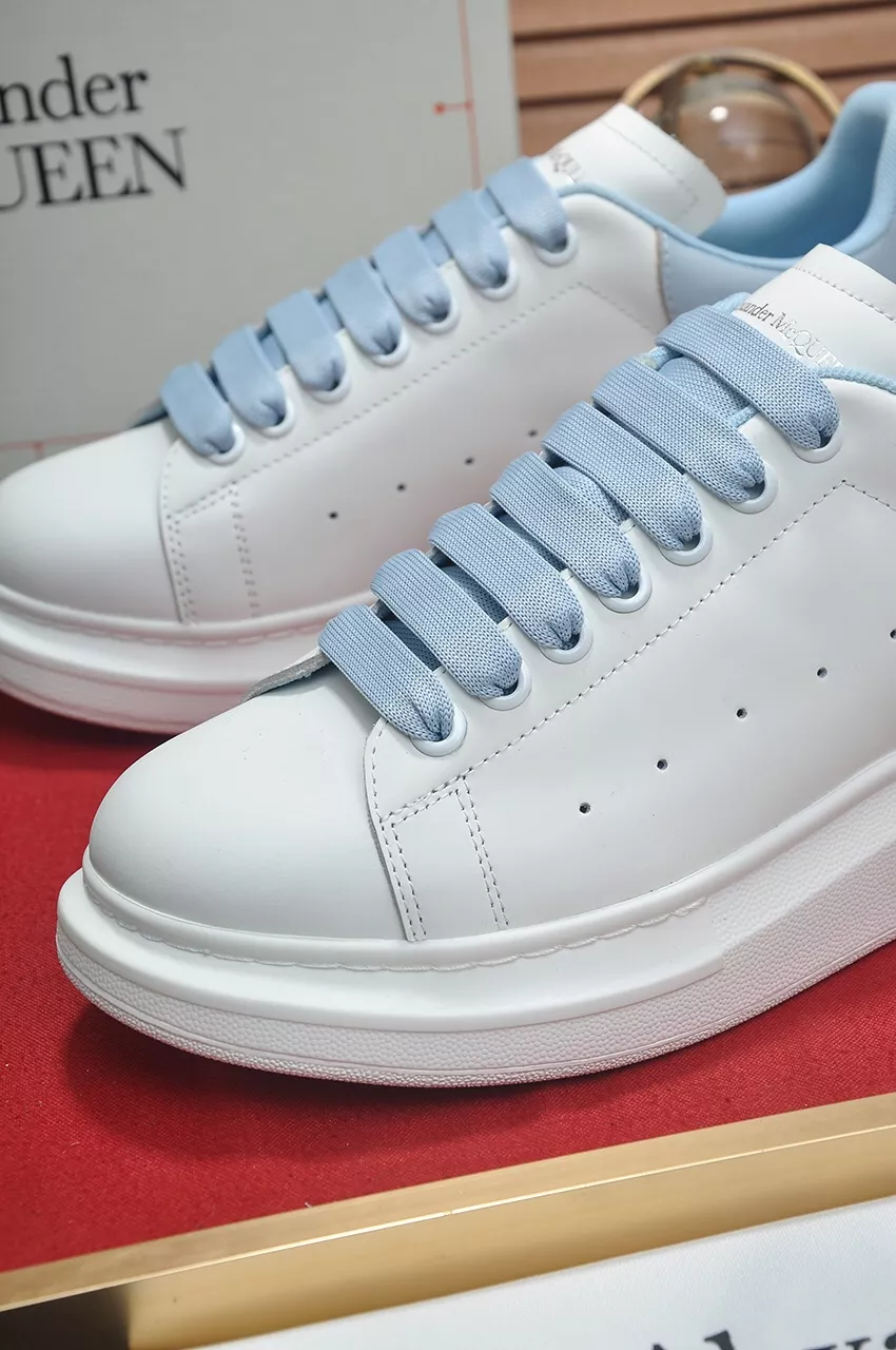Alexander McQueen Casual Shoes For Men Comfortable 2722