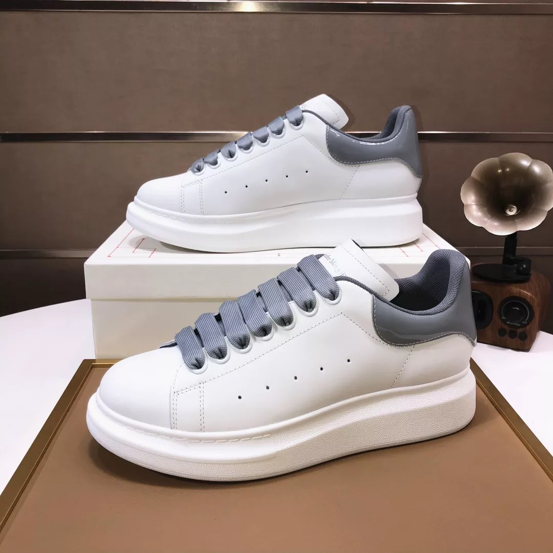 Alexander McQueen Casual Shoes For Men Durable 1188