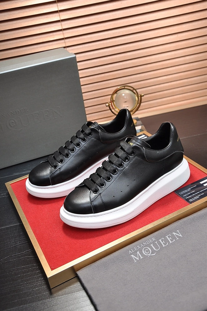 Alexander McQueen Casual Shoes For Men EasyMatch 2833