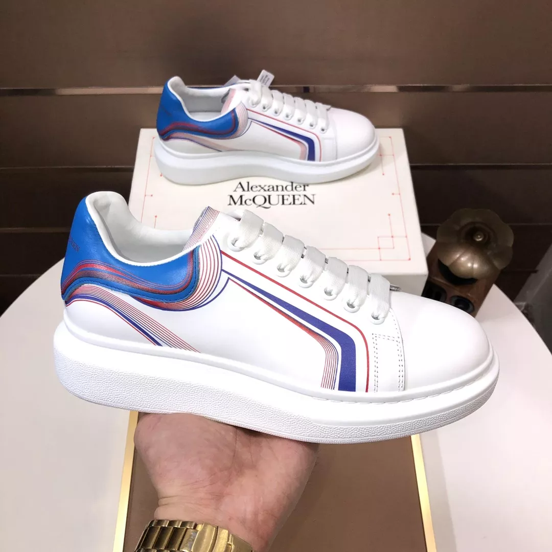 Alexander McQueen Casual Shoes For Men Elegant 2225