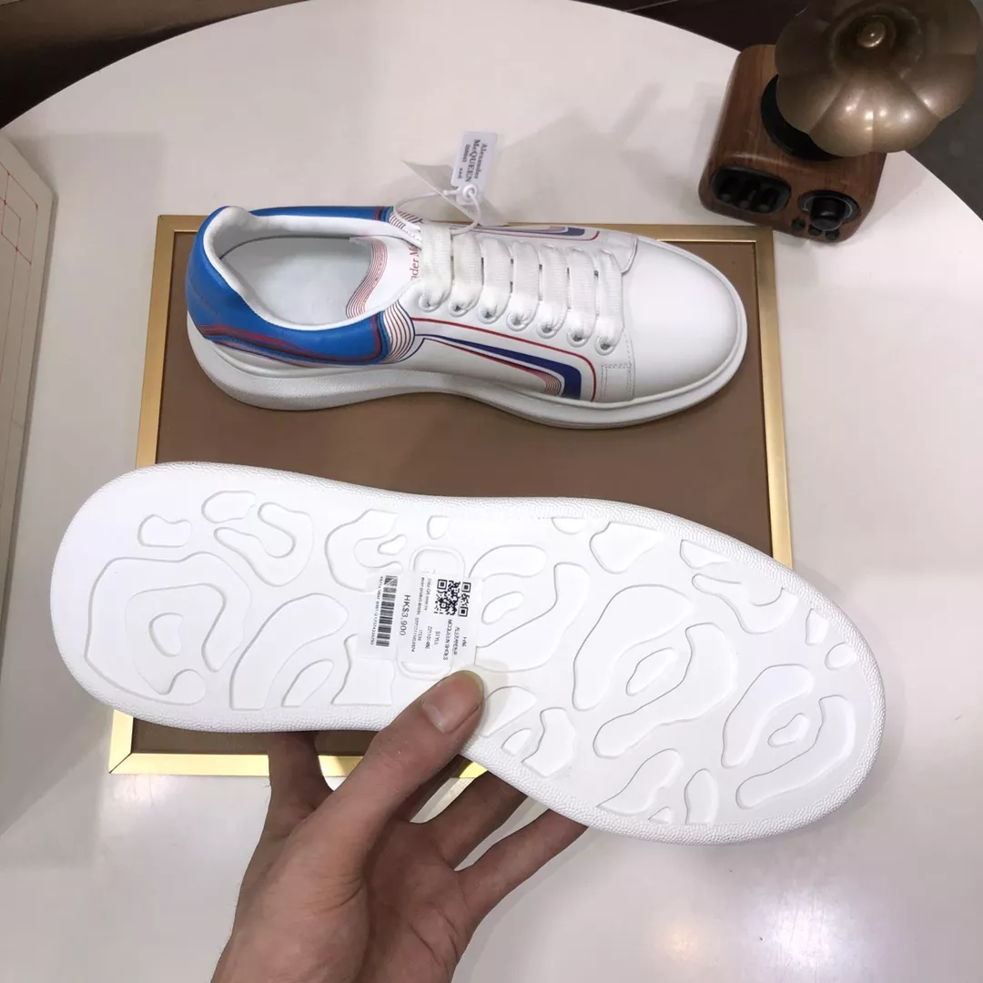 Alexander McQueen Casual Shoes For Men Elegant 2225