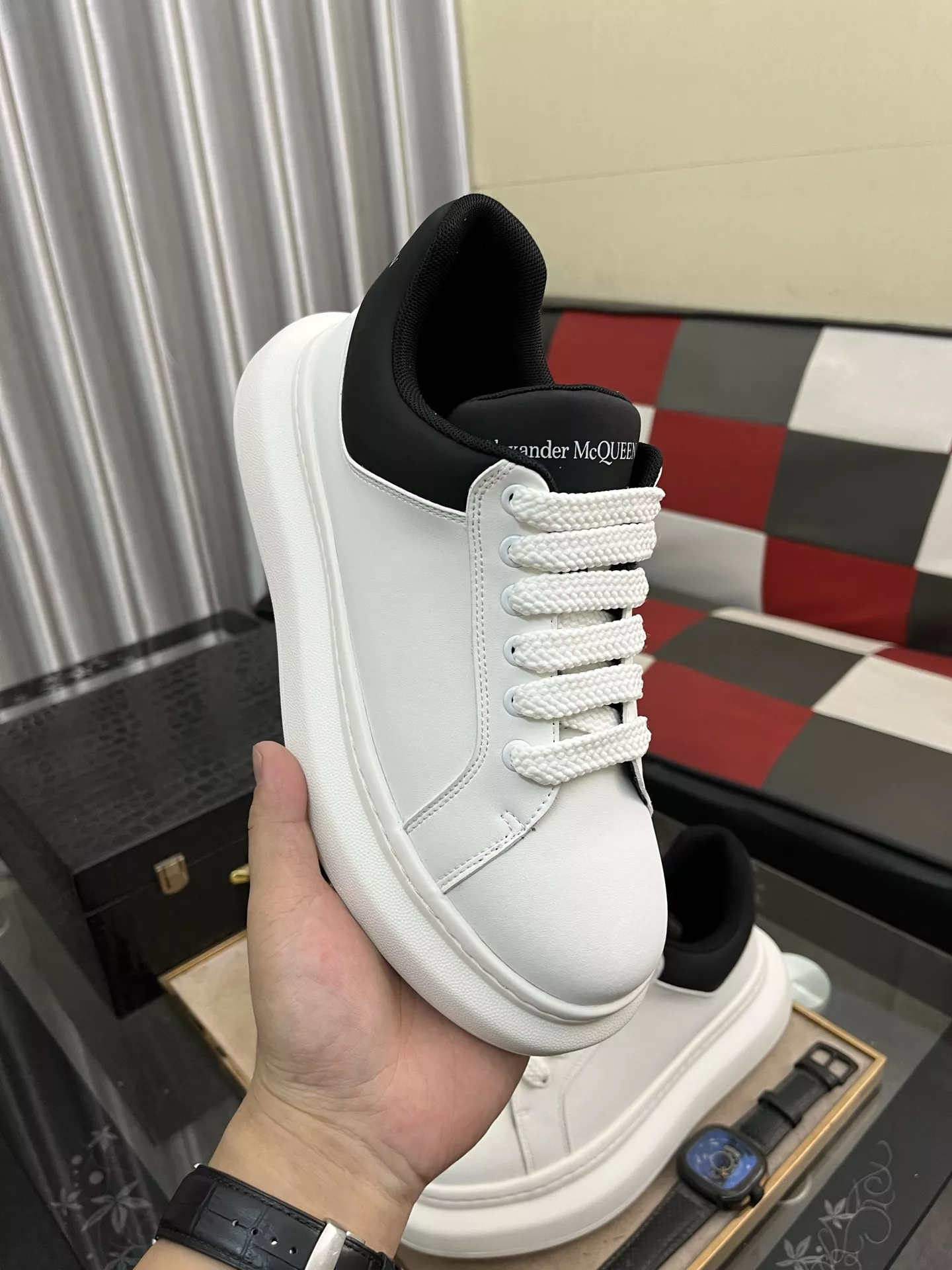 Alexander McQueen Casual Shoes For Men GoodFit 7142