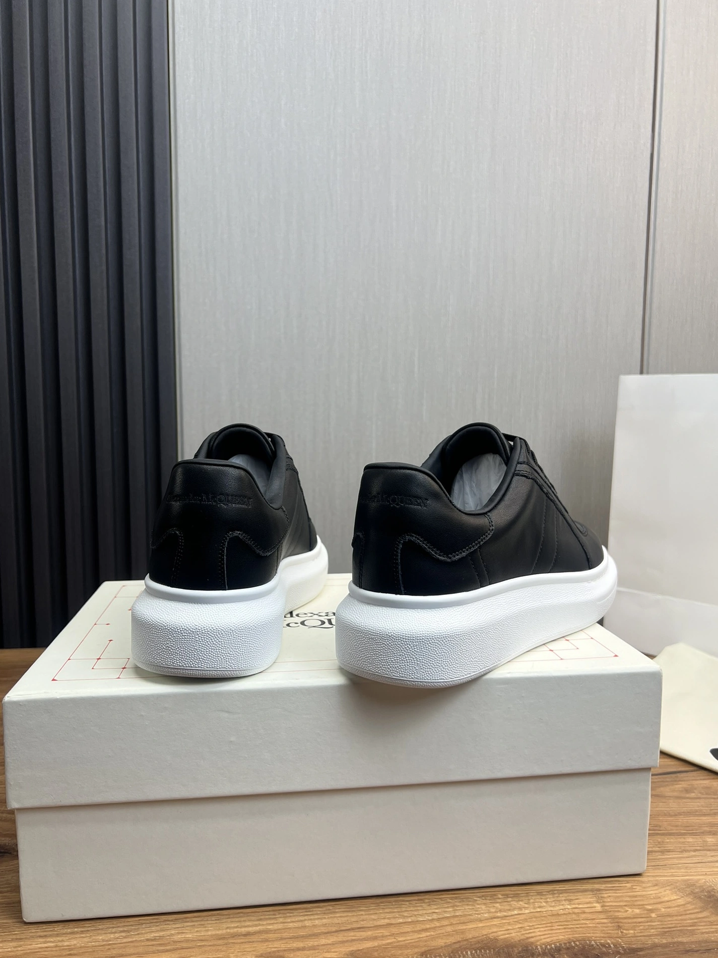Alexander McQueen Casual Shoes For Men ModernLook 3512