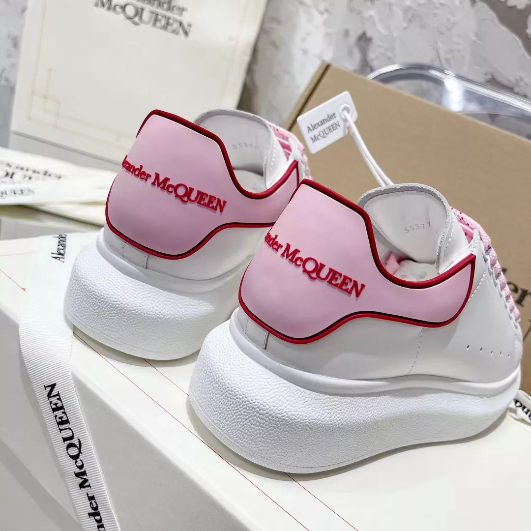 Alexander McQueen Casual Shoes For Men Practical 6374