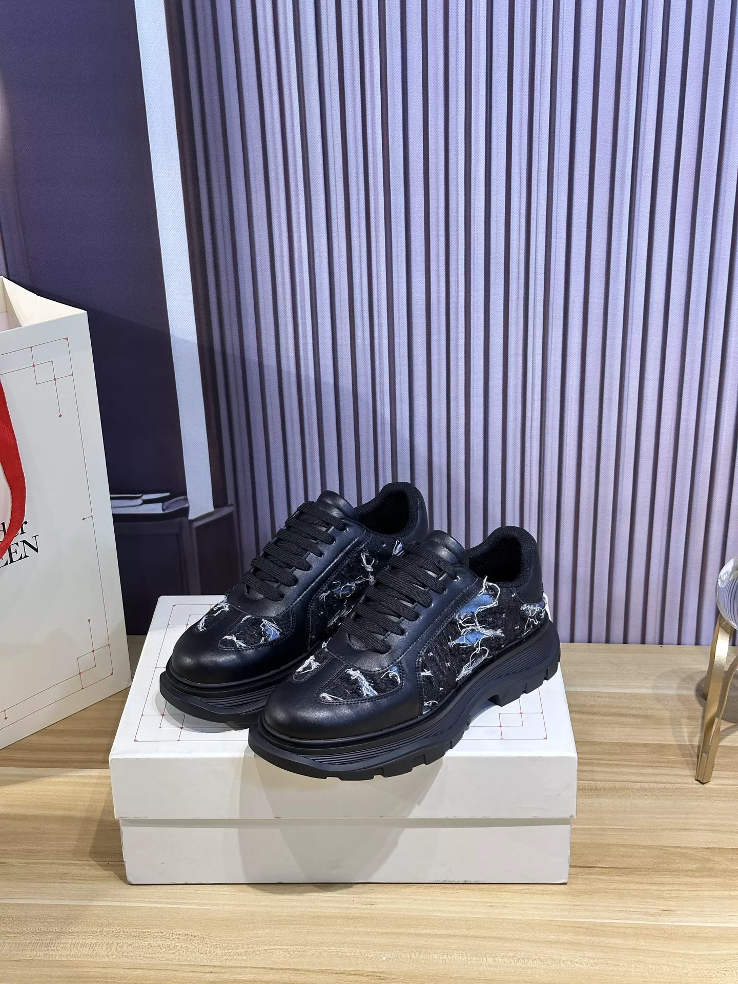 Alexander McQueen Casual Shoes For Men Reliable 7269