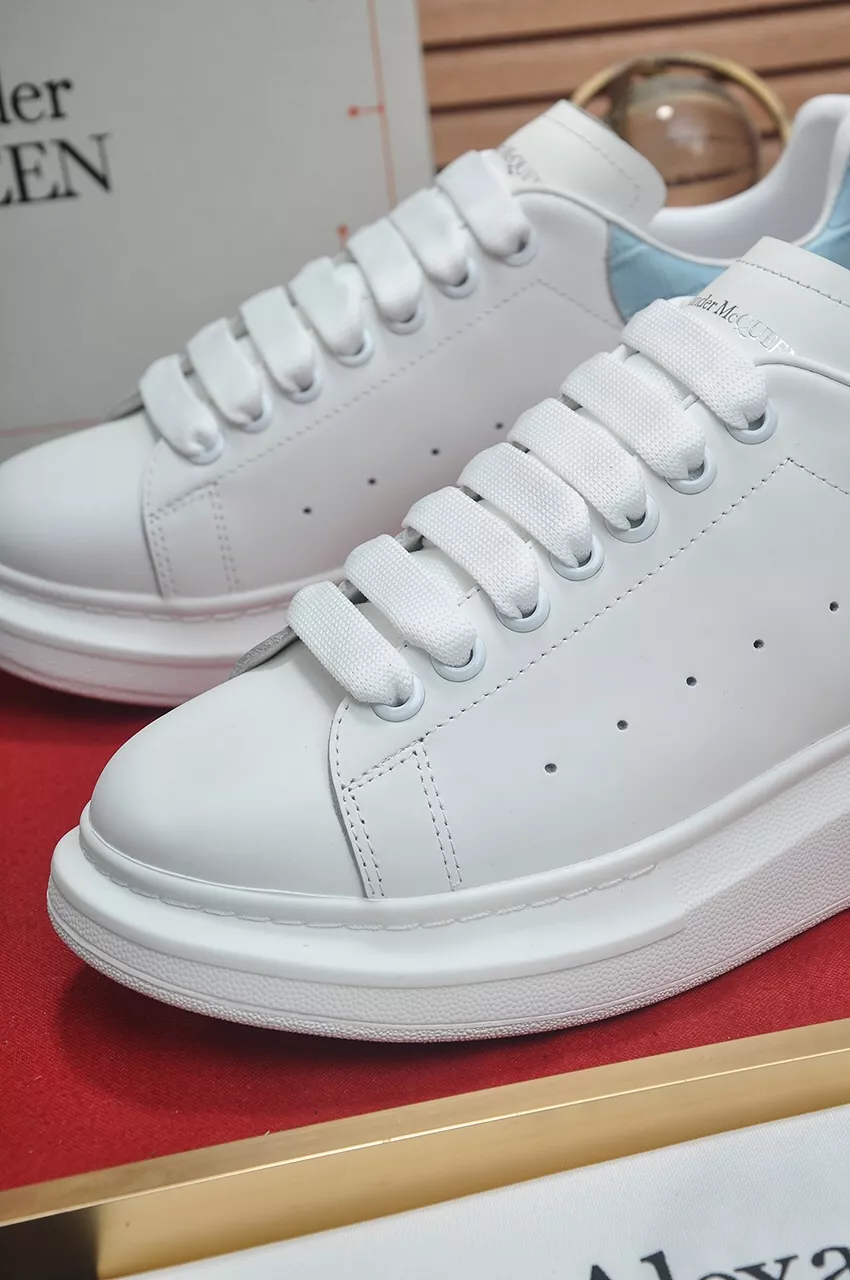 Alexander McQueen Casual Shoes For Men Sleek 9269