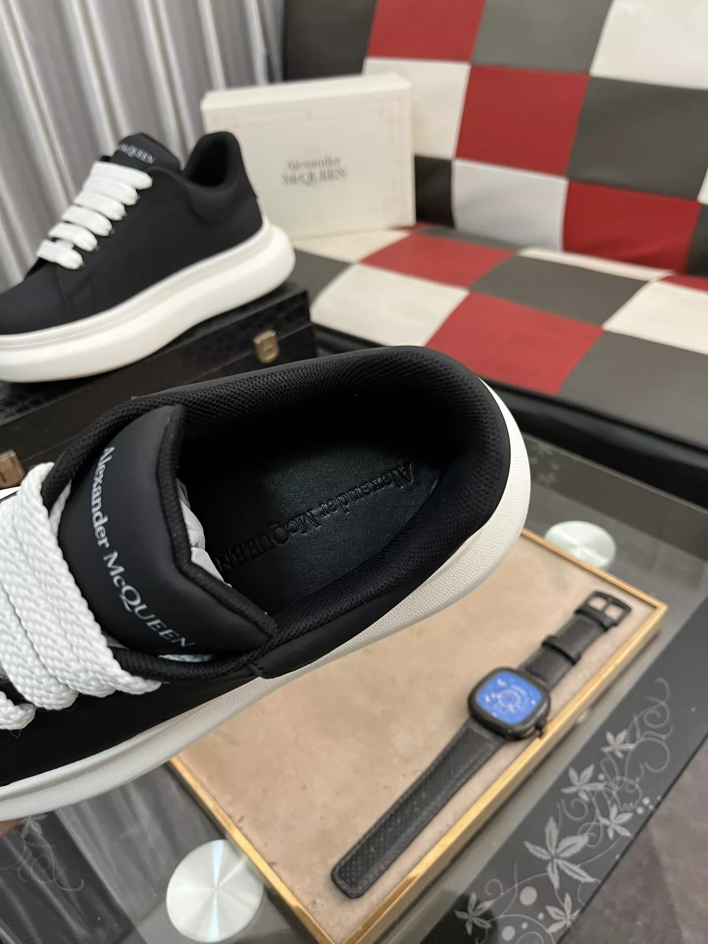 Alexander McQueen Casual Shoes For Men Soft 8537