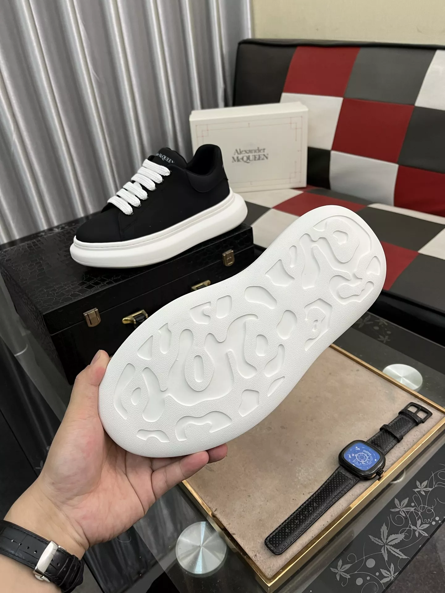 Alexander McQueen Casual Shoes For Men Soft 8537