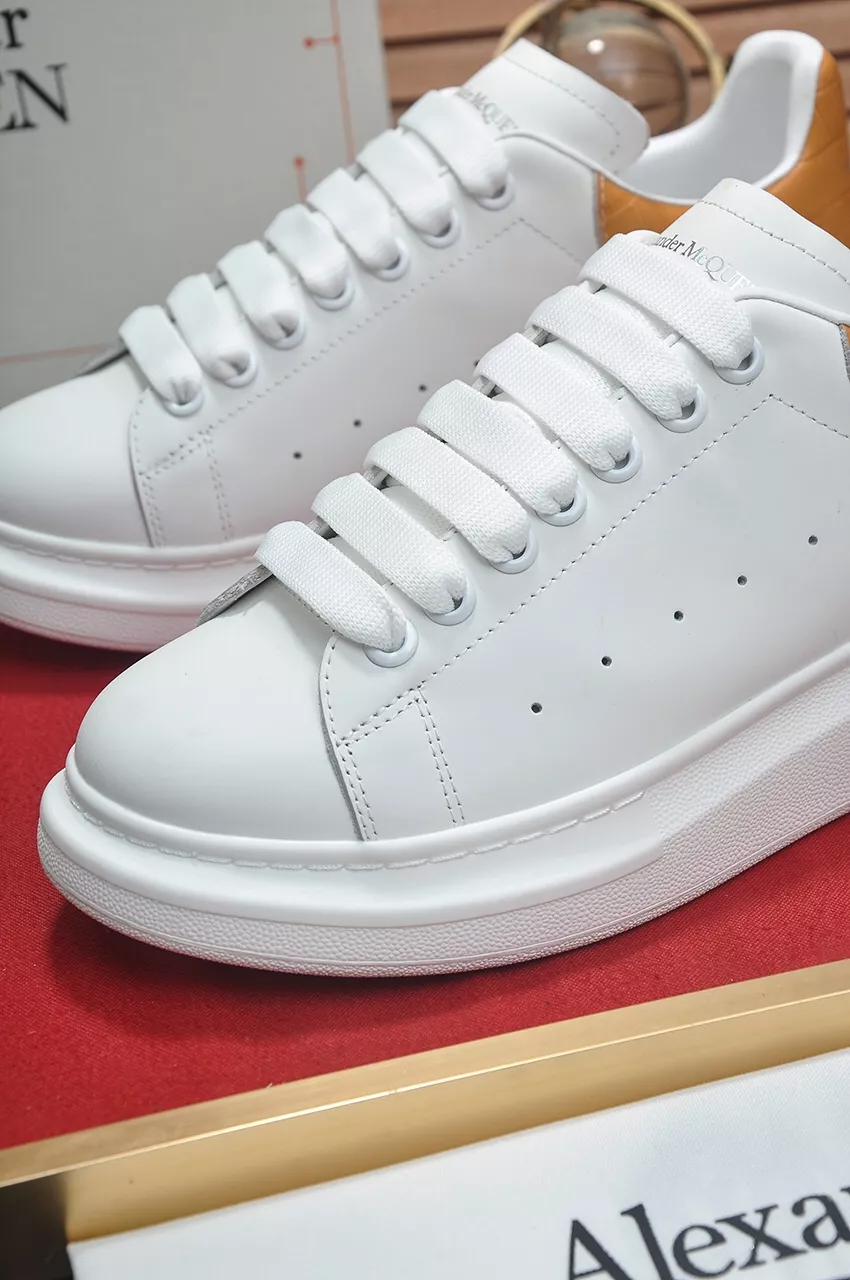 Alexander McQueen Casual Shoes For Men Trendy 2349