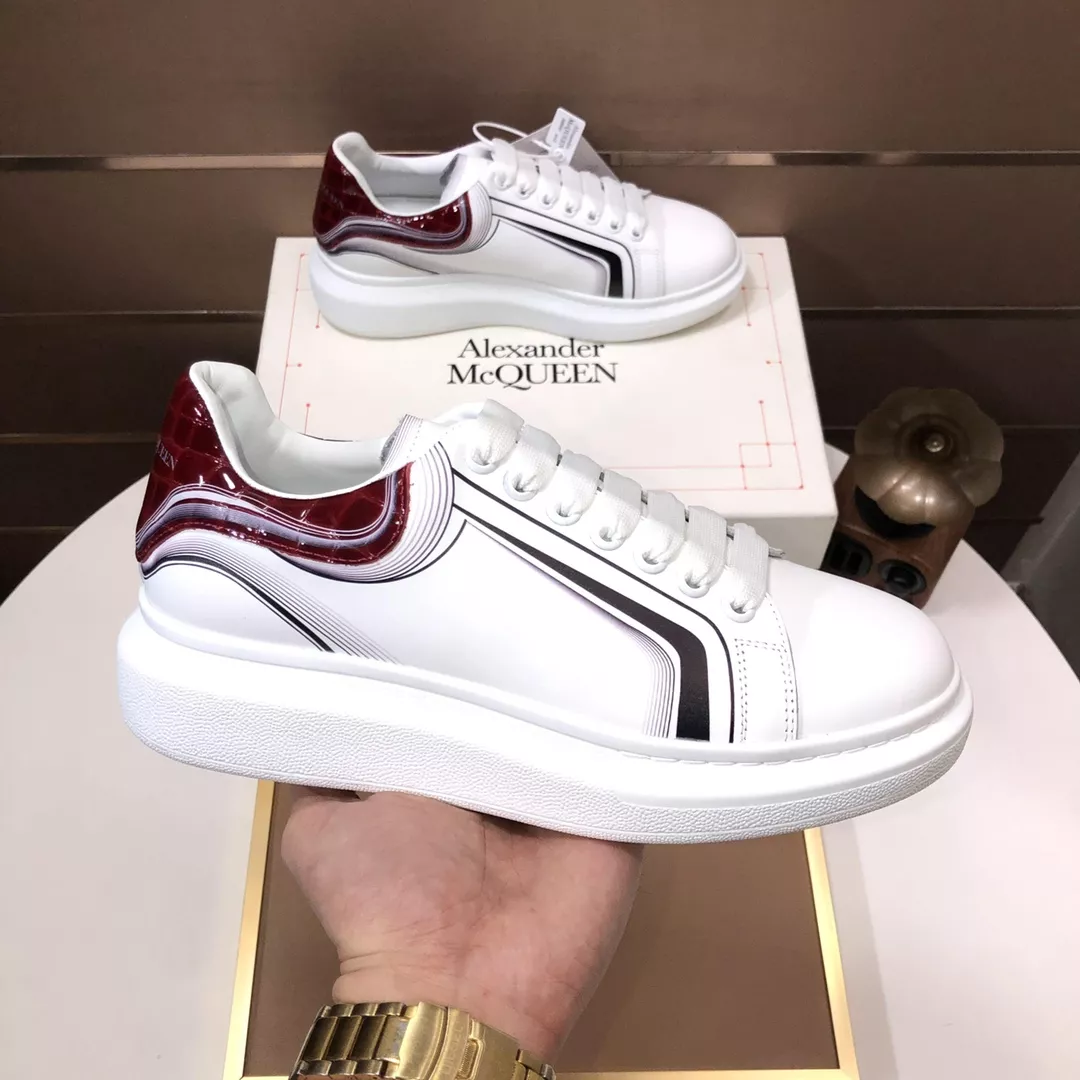 Alexander McQueen Casual Shoes For Men Vibrant 6003