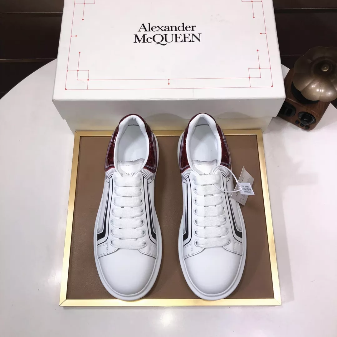 Alexander McQueen Casual Shoes For Men Vibrant 6003