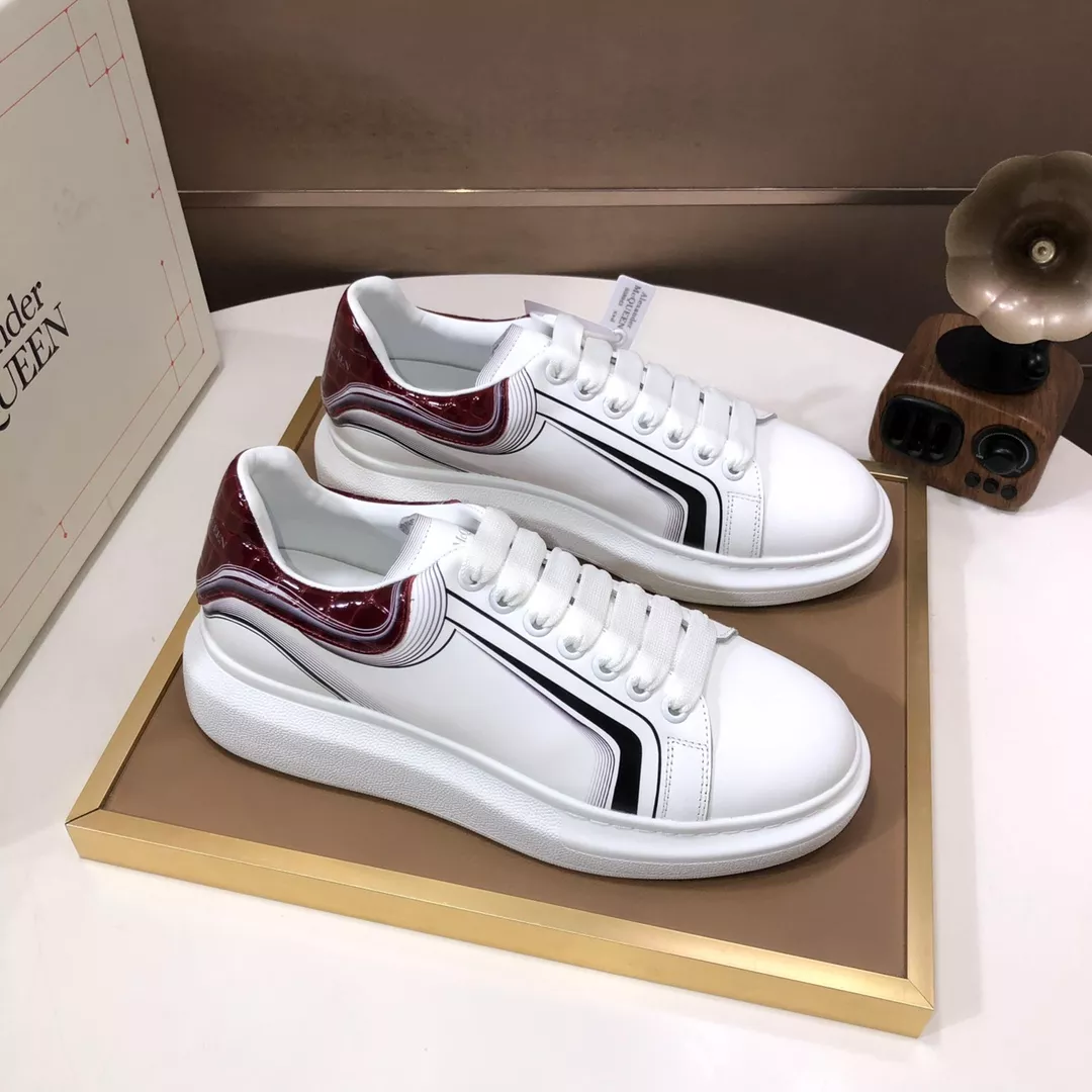Alexander McQueen Casual Shoes For Men Vibrant 6003