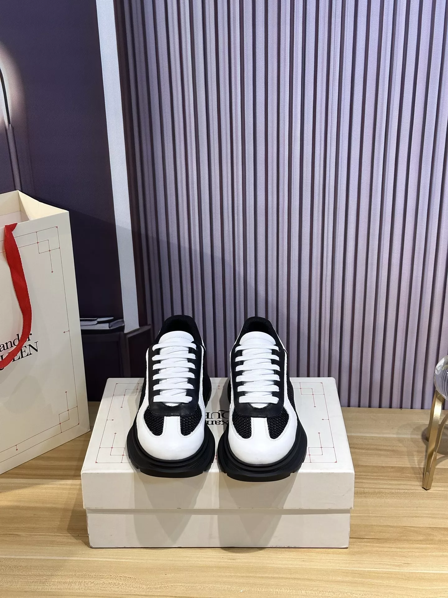 Alexander McQueen Casual Shoes For Men WellDesigned 5601