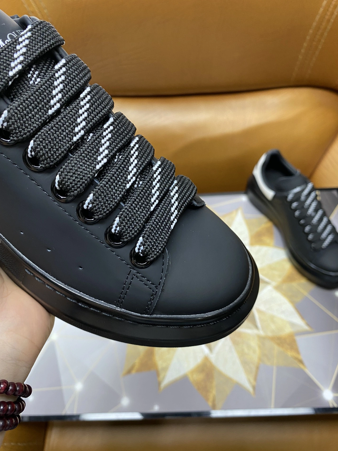 Alexander McQueen Casual Shoes For Women EyeCatching 7993