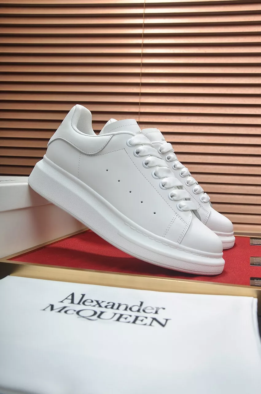 Alexander McQueen Casual Shoes For Women Functional 7144