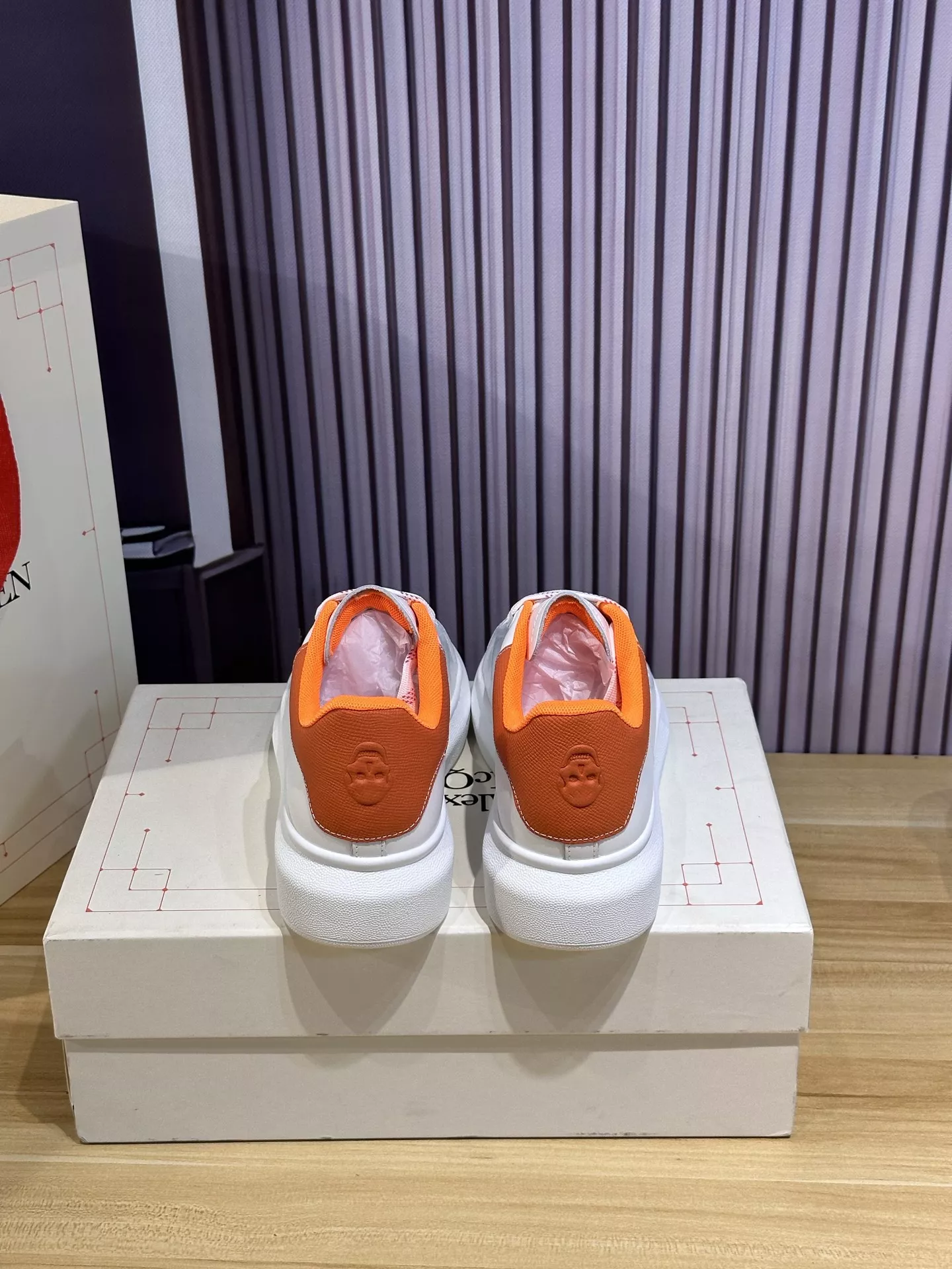 Alexander McQueen Casual Shoes For Women NewStyle 3488