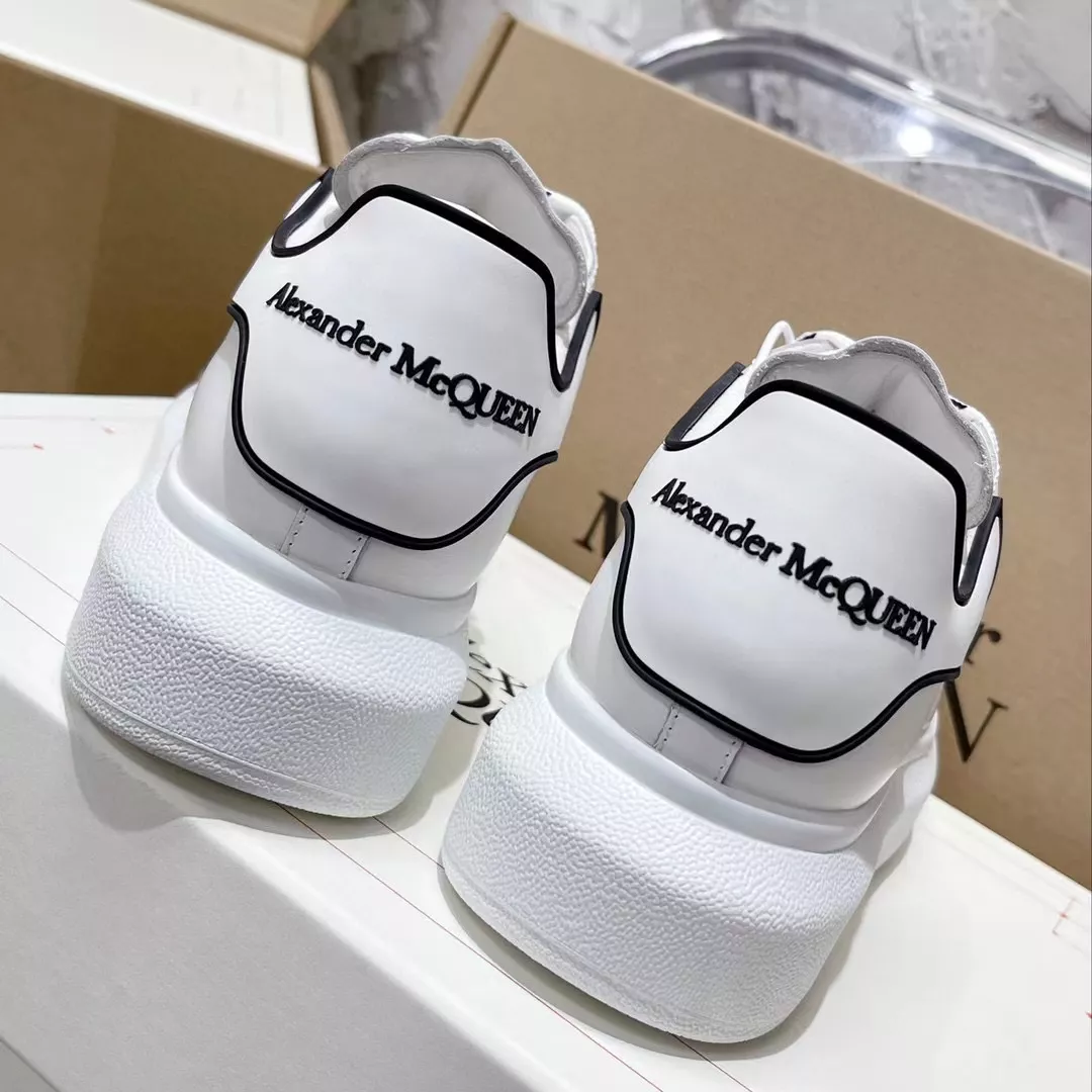 Alexander McQueen Casual Shoes For Women NewStyle 5032