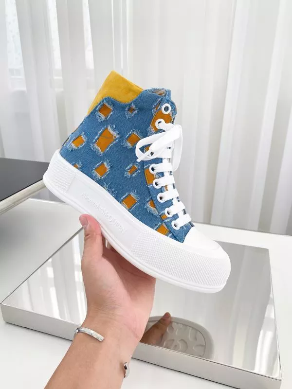 Alexander McQueen High Tops Shoes For Men Versatile 7002