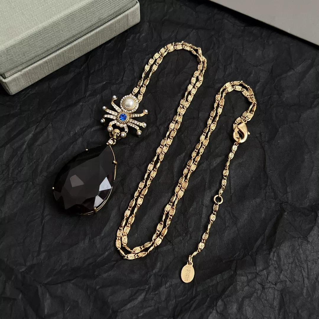 Alexander McQueen Necklaces AllSeason 1752