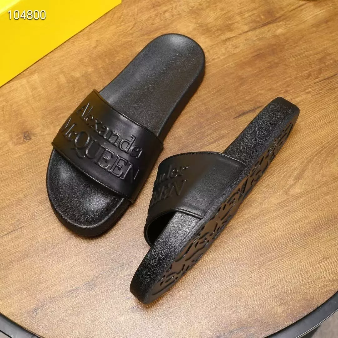 Alexander McQueen Slippers For Men Classic 4107