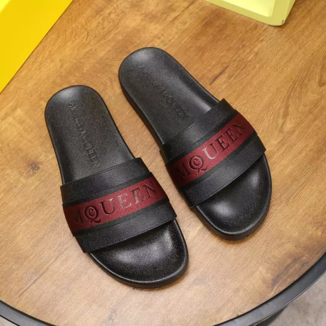 Alexander McQueen Slippers For Men Practical 6512