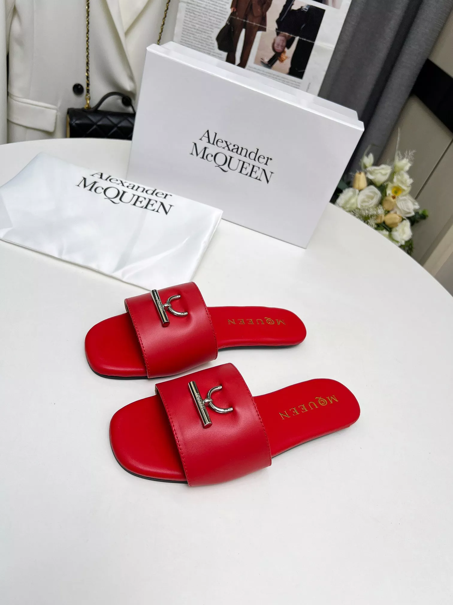 Alexander McQueen Slippers For Women AllSeason 5748
