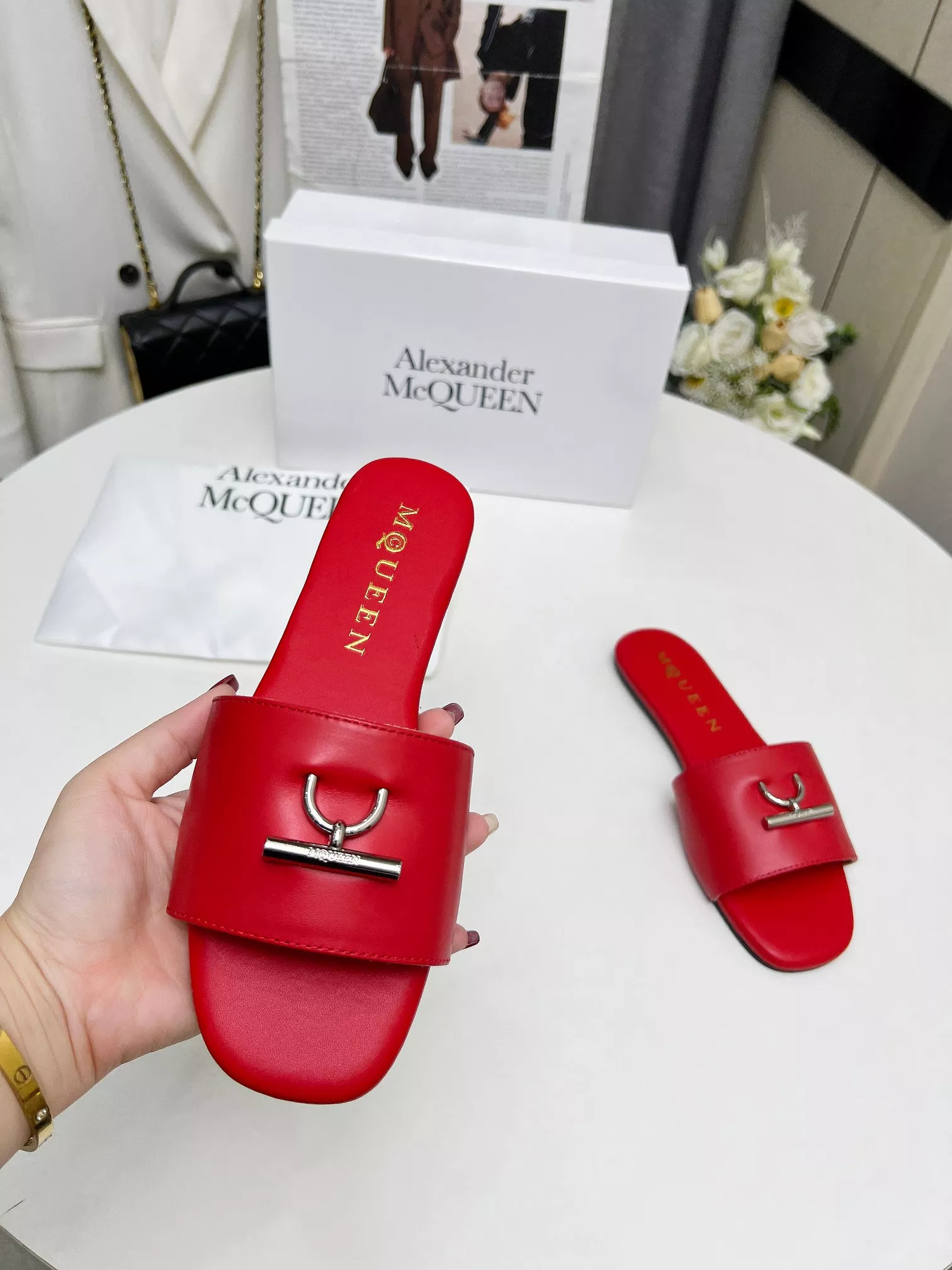 Alexander McQueen Slippers For Women AllSeason 5748