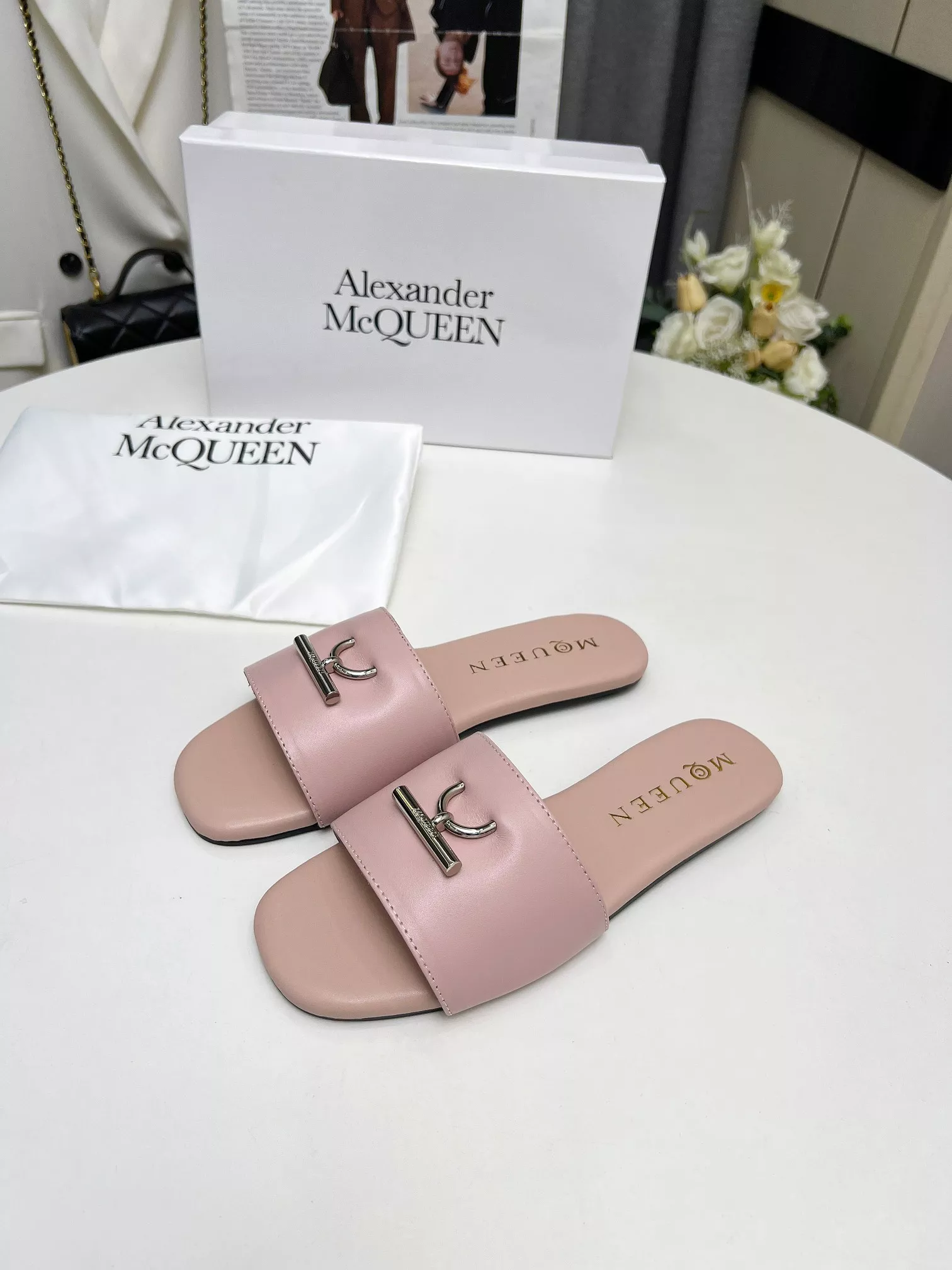 Alexander McQueen Slippers For Women Versatile 3362