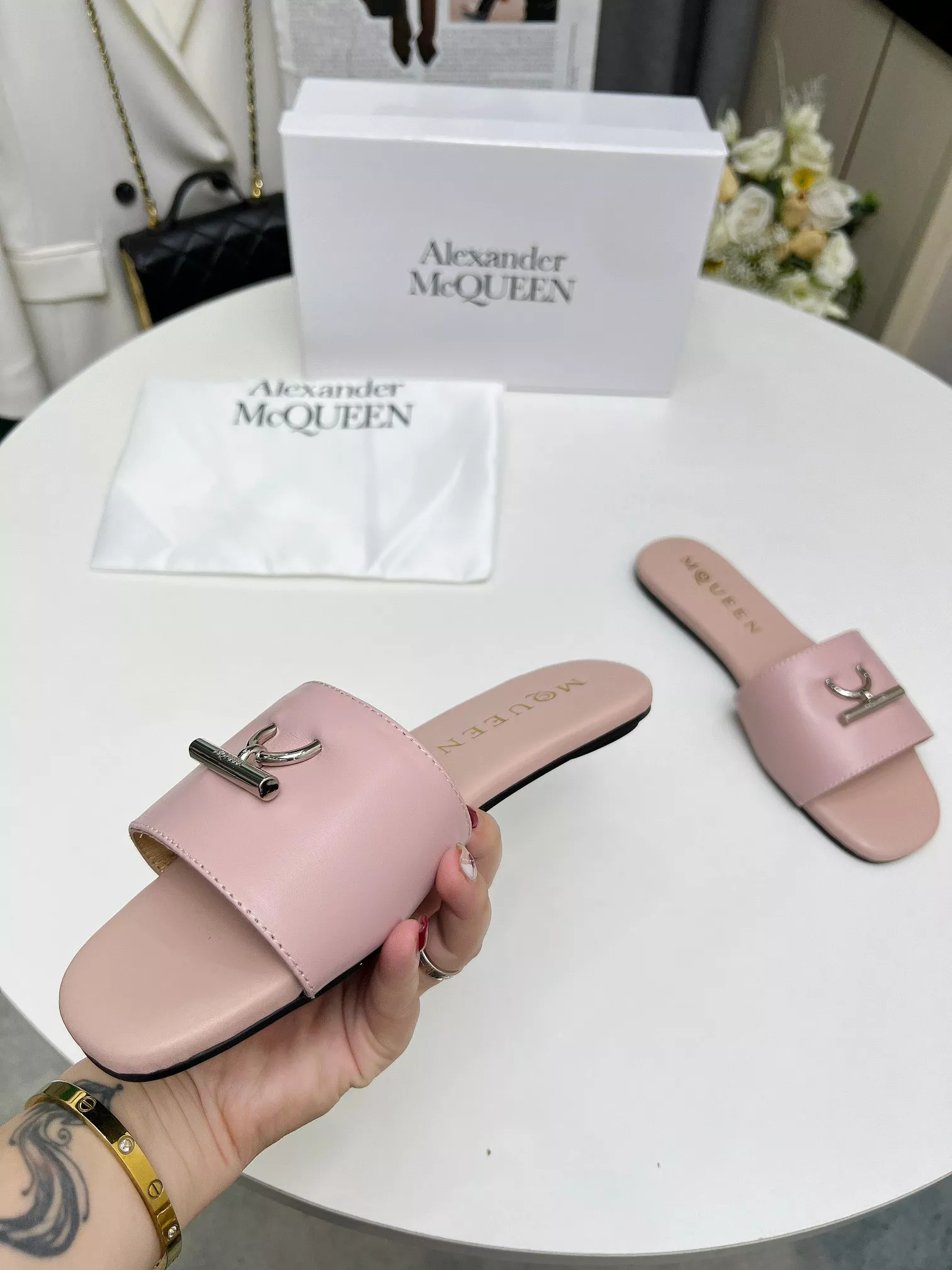Alexander McQueen Slippers For Women Versatile 3362