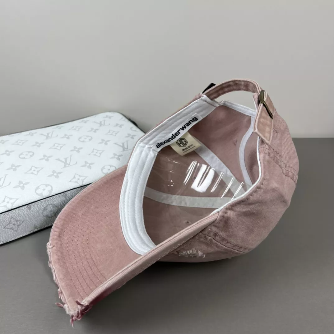 Alexander Wang Caps Elegant 9350
