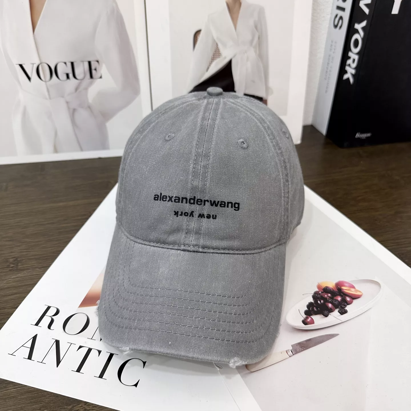 Alexander Wang Caps WellDesigned 7820