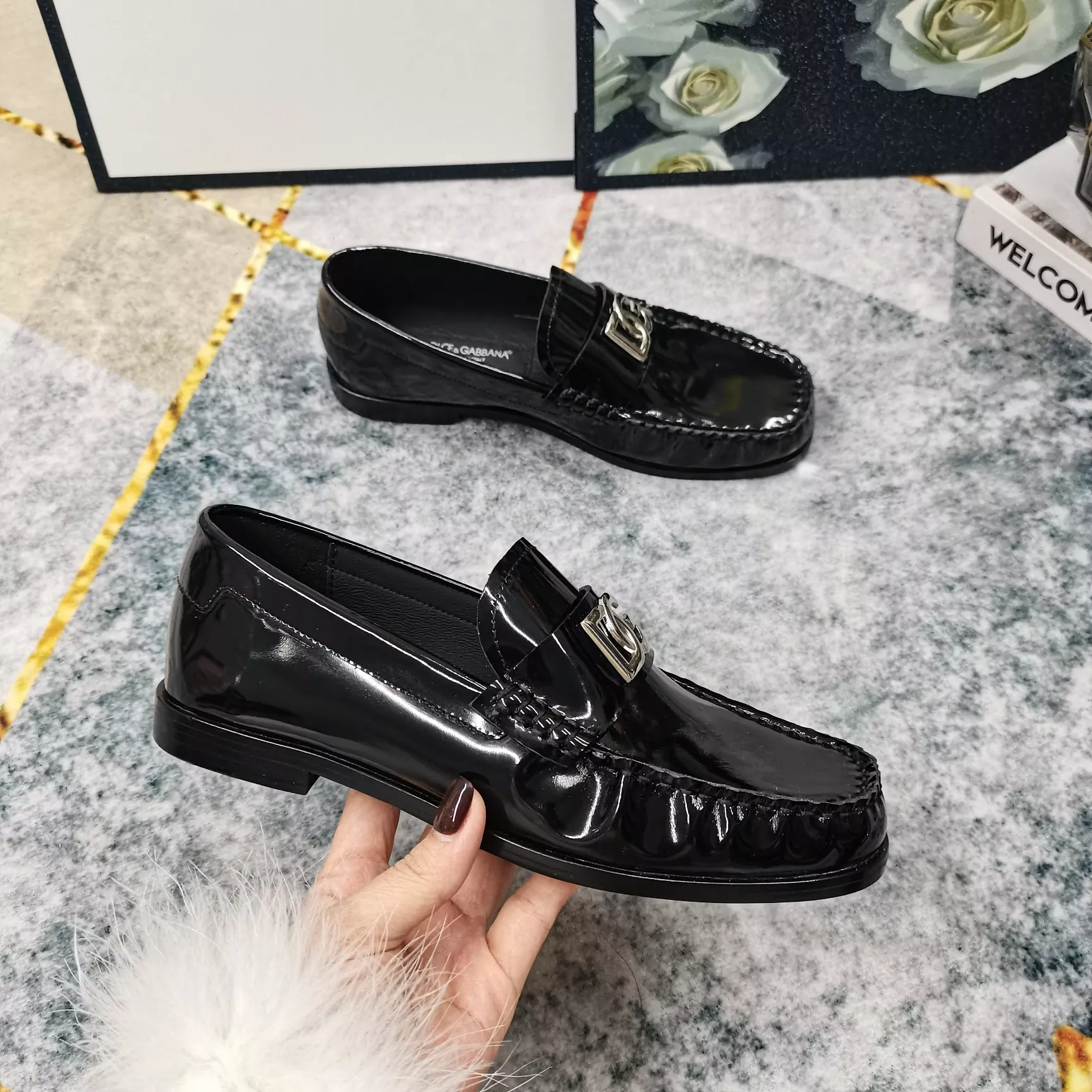 AllSeason 1139 Dolce & Gabbana D&G Leather Shoes For Women